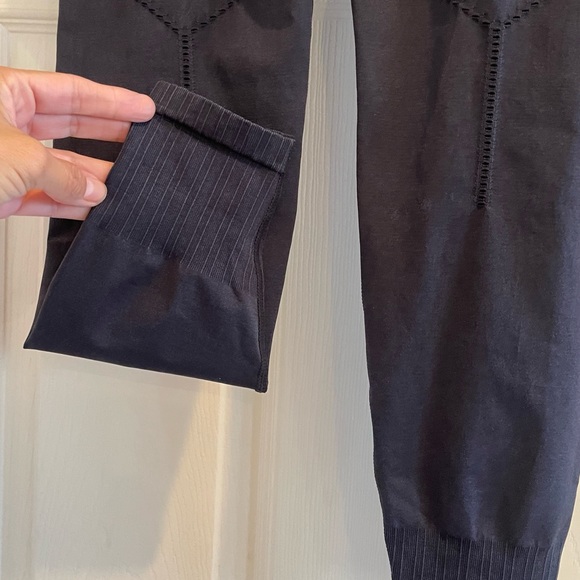 Joy Lab High Rise Ribbed 7/8 Leggings - Picture 6 of 6
